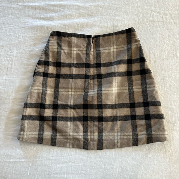 Aritzia Wilfred plaid mini skirt - Picture 2 of 3